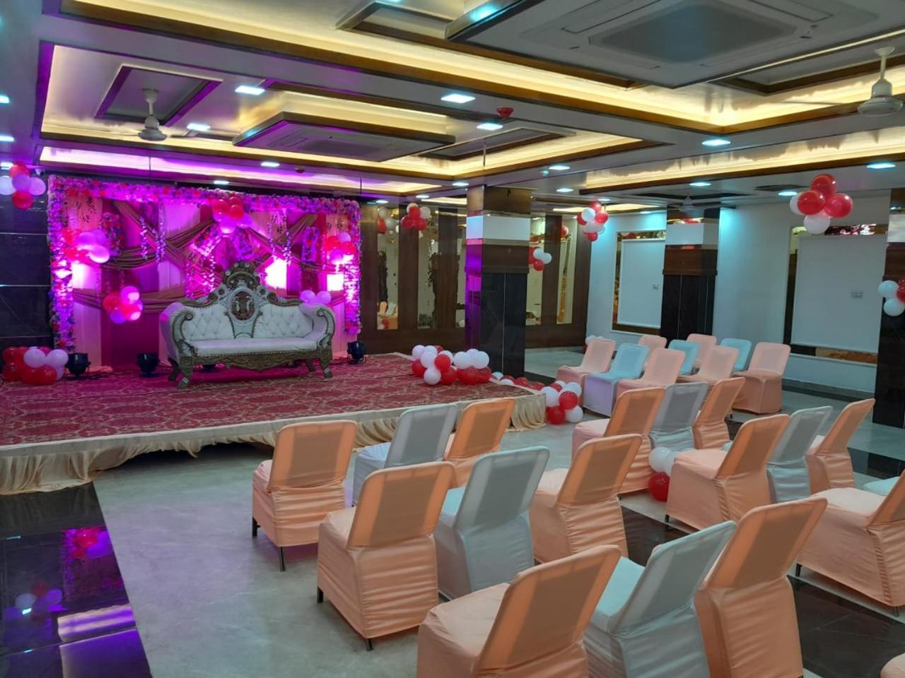 Rich Grand Hotel Agra  Ngoại thất bức ảnh