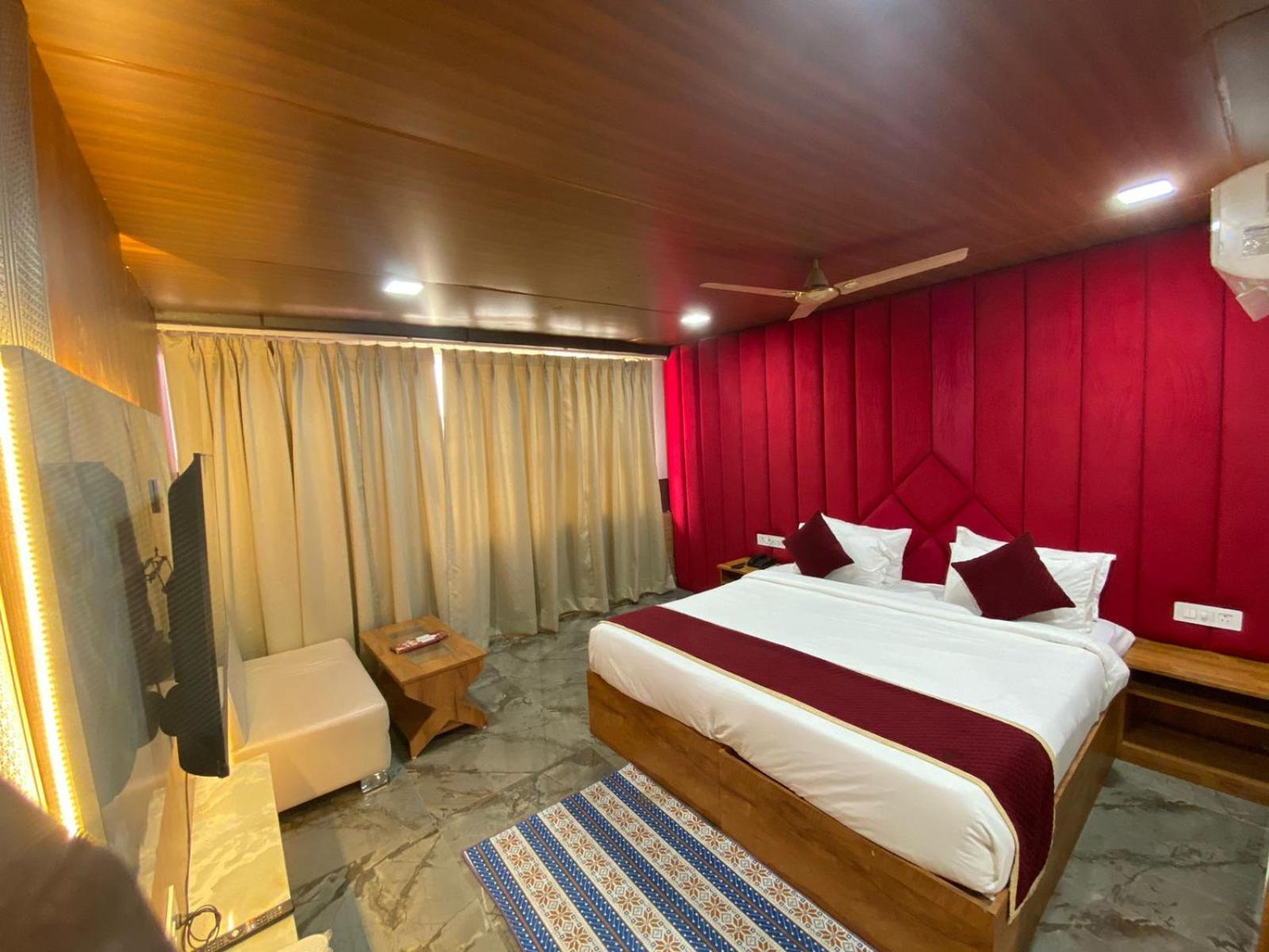 Rich Grand Hotel Agra  Ngoại thất bức ảnh