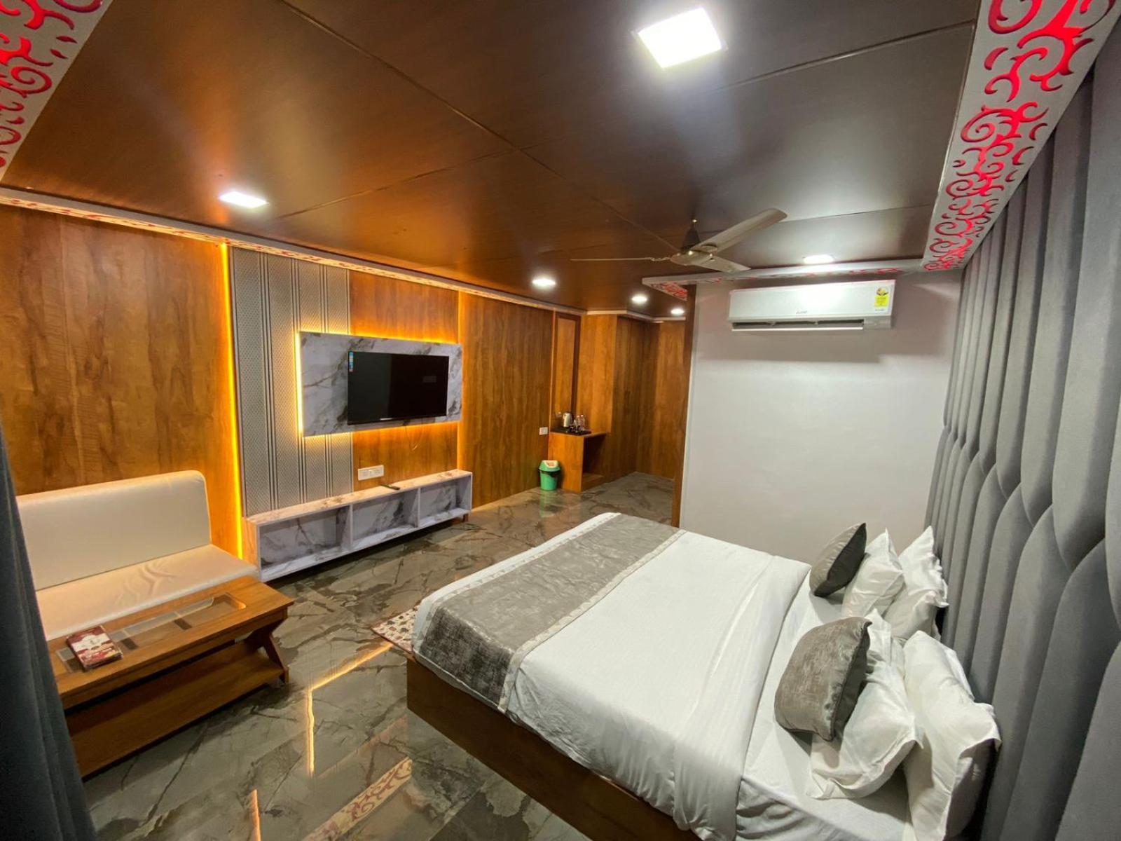Rich Grand Hotel Agra  Ngoại thất bức ảnh